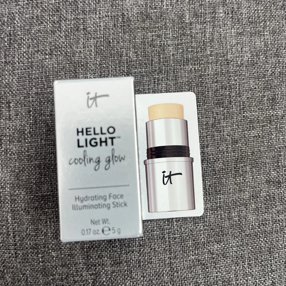 It Hello Light Cooling Glow Incandescent White Gold 0.17 oz New With Box